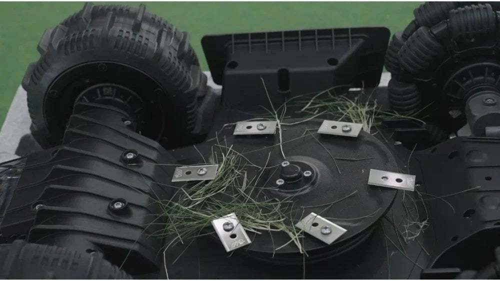 Mammotion robotic lawn mower blades